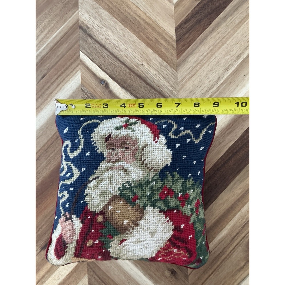 Wool Santa clause Needlepoint Accent‎ pillow - Picture 5 of 5